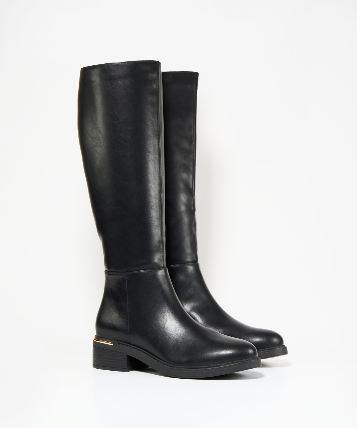 Botas altas pe&ccedil;a met&aacute;lica image number null